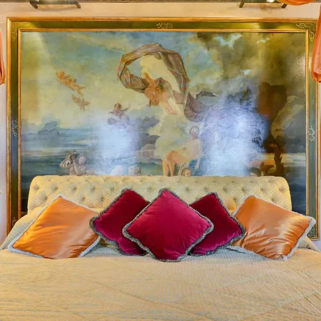 Domus 3 Badroom Piazza Venezia Apartment *