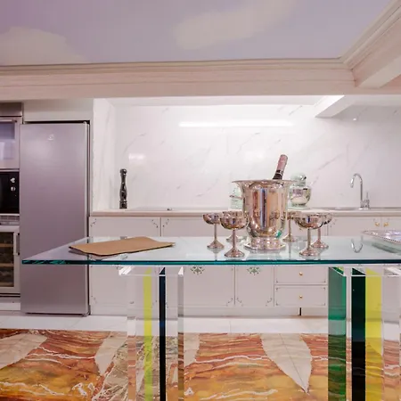 Apartment Domus 3 Badroom Piazza Venezia Rome
