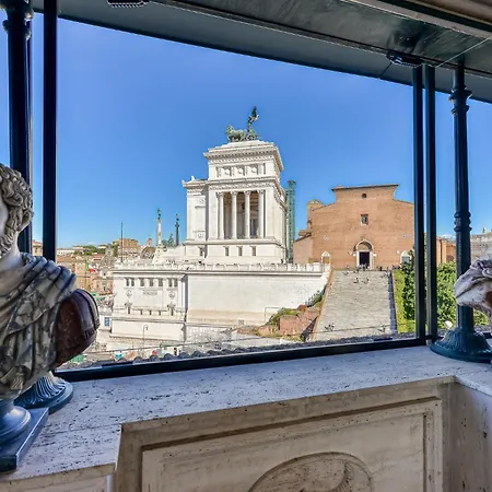 Domus 3 Badroom Piazza Venezia Apartment *